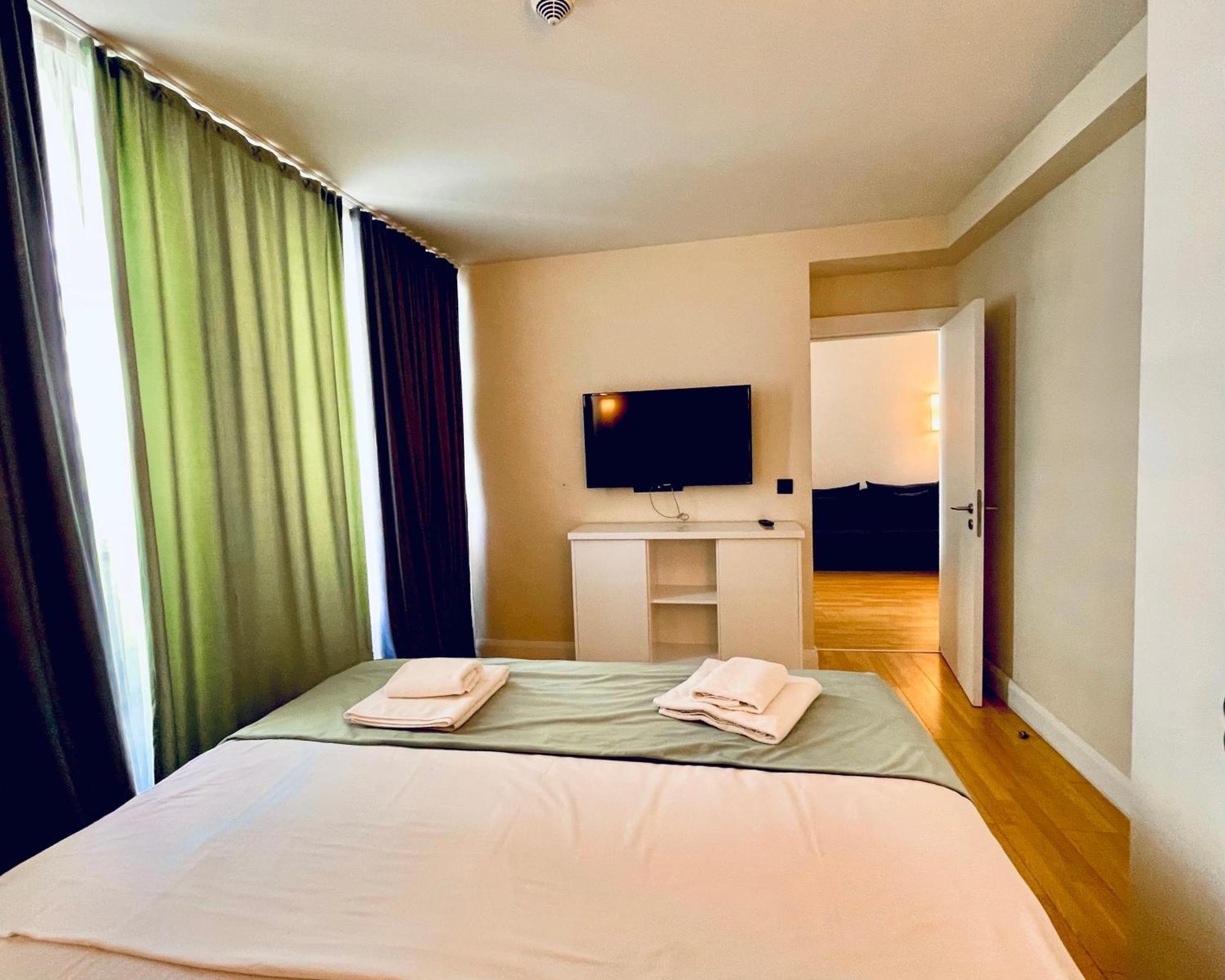 Marvella Orbi City Sea View Batumi Esterno foto