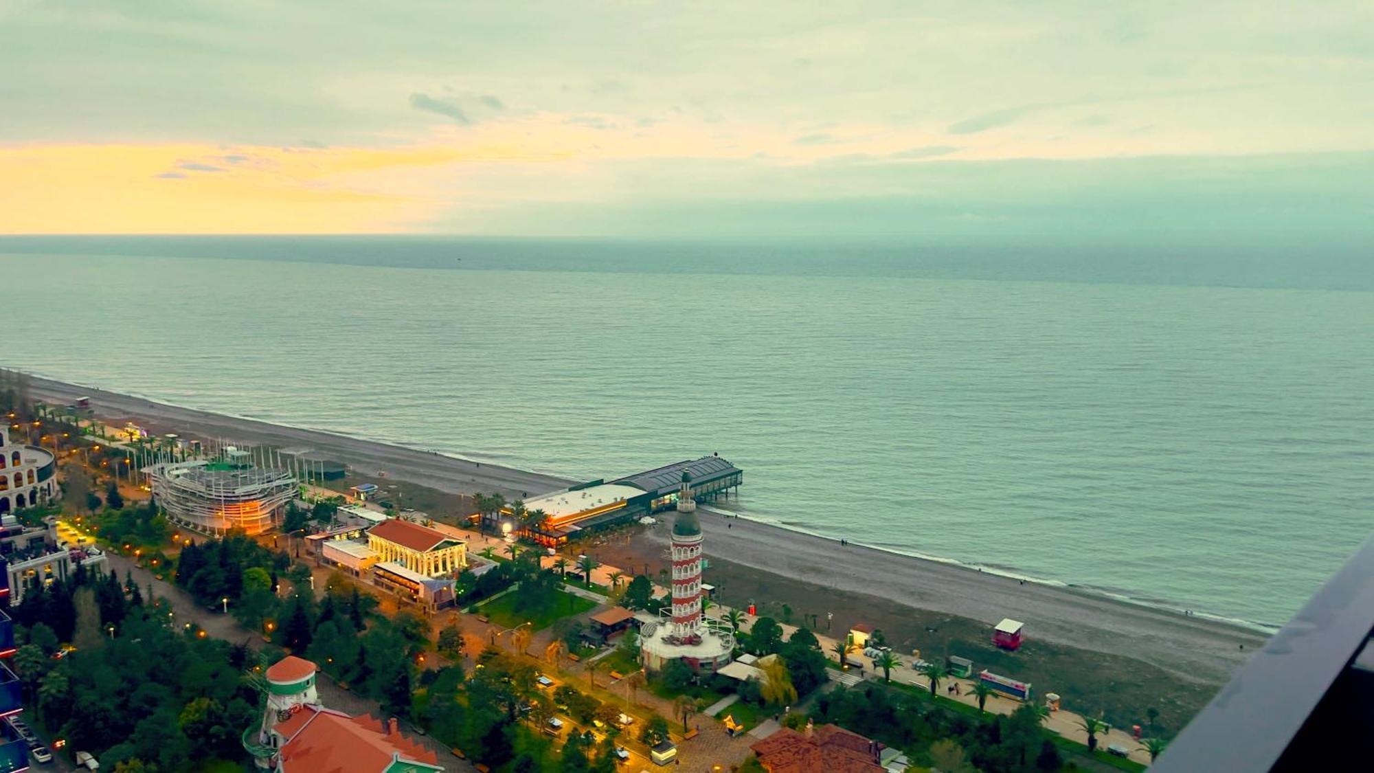 Marvella Orbi City Sea View Batumi Esterno foto